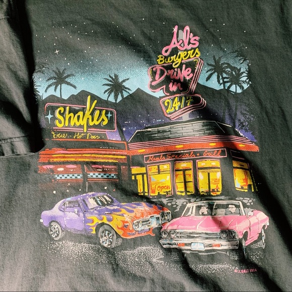 brandy melville Rita graphic tee🦋 - Picture 3 of 3